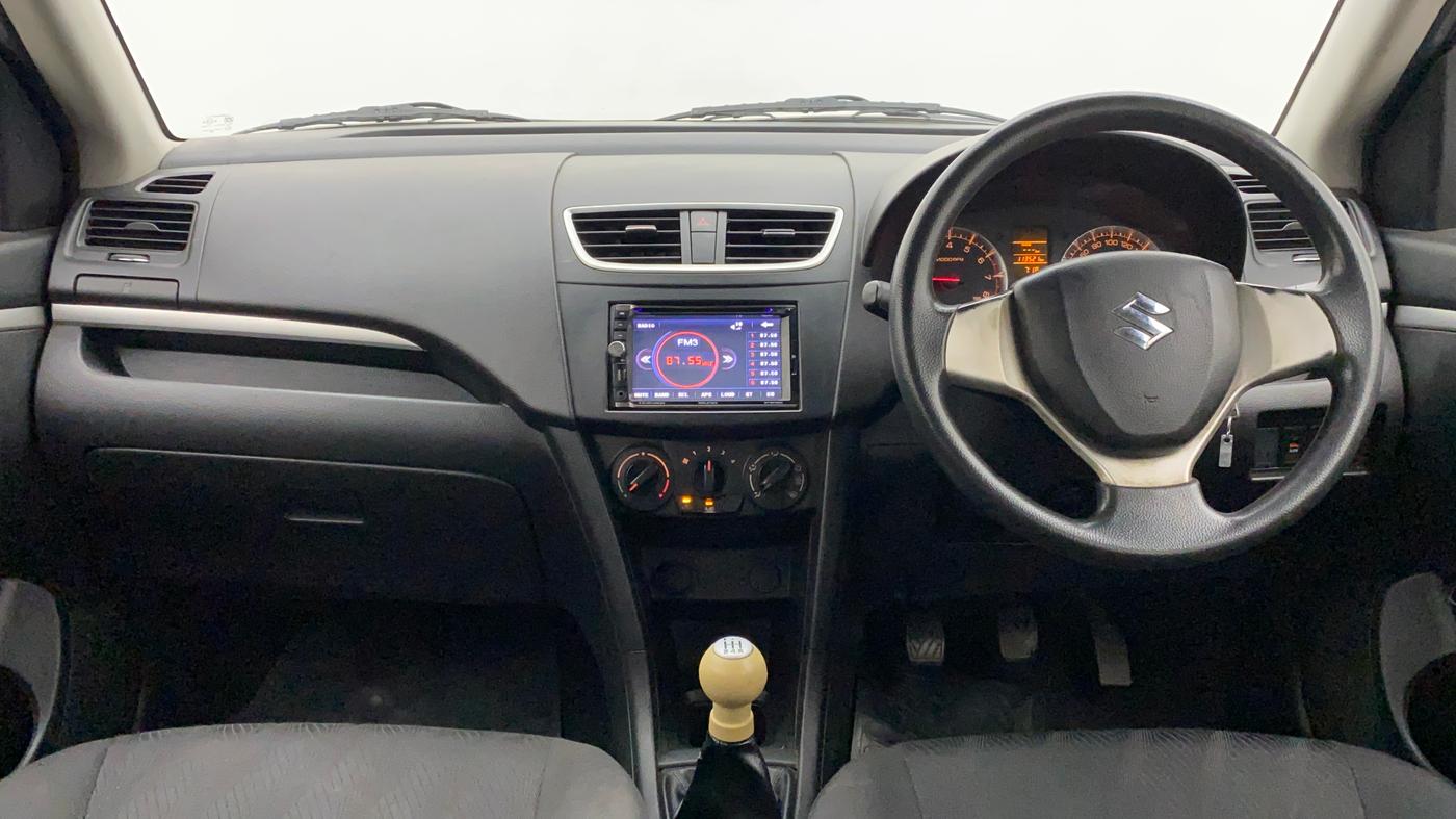 2014 Maruti Swift VXI, Petrol, Manual, 1,13,920 km, Dashboard