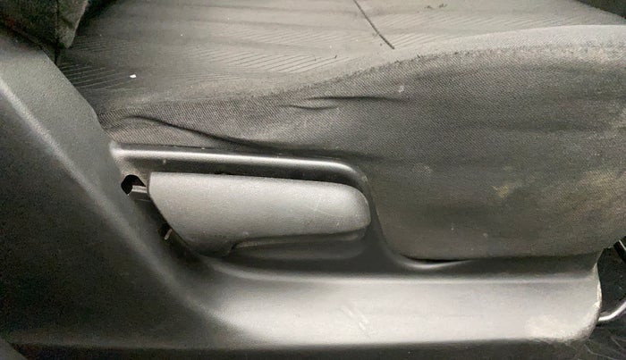 2014 Maruti Swift VXI, Petrol, Manual, 1,13,920 km, Driver Side Adjustment Panel