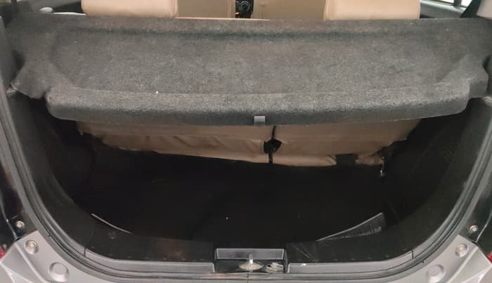 2017 Maruti Wagon R 1.0 VXI, Petrol, Manual, 48,295 km, Boot Inside