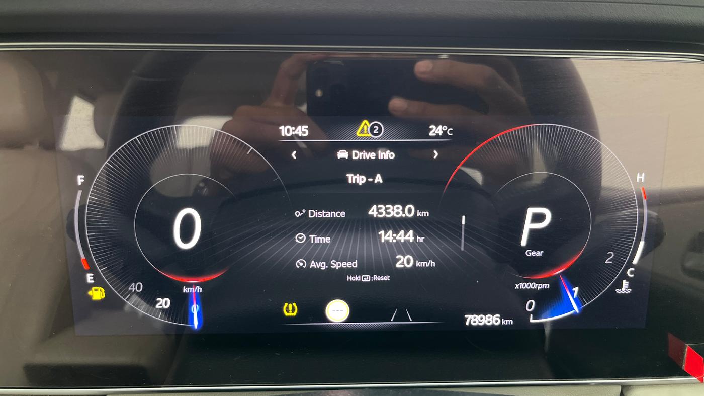 2022 Mahindra XUV700 AX 7 P AT 7 STR, Petrol, Automatic, 78,980 km, Odometer Image