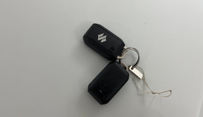 2021 Maruti Baleno ZETA PETROL 1.2, Petrol, Manual, 54,886 km, Key Close Up