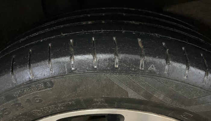 2021 Maruti Baleno ZETA PETROL 1.2, Petrol, Manual, 54,886 km, Right Rear Tyre Tread
