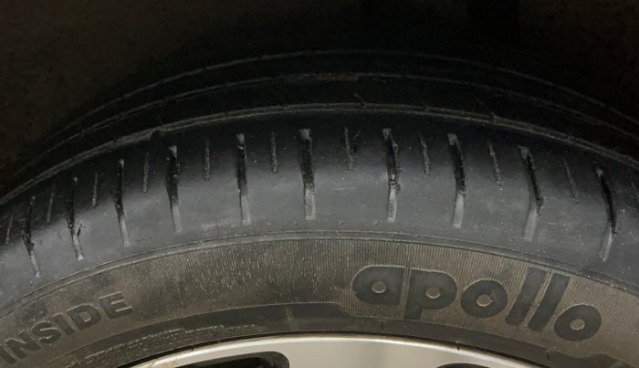 2021 Maruti Baleno ZETA PETROL 1.2, Petrol, Manual, 54,886 km, Left Rear Tyre Tread