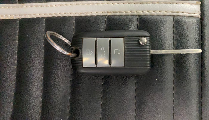 2022 MG ASTOR SUPER EX 1.5 MT, Petrol, Manual, 28,678 km, Key Close Up