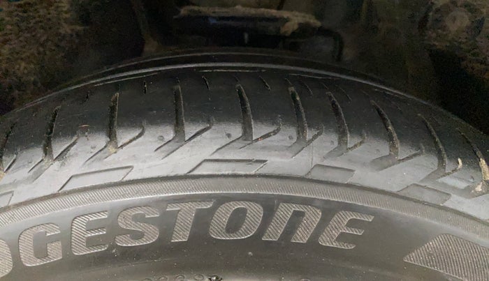 2022 MG ASTOR SUPER EX 1.5 MT, Petrol, Manual, 28,678 km, Left Front Tyre Tread