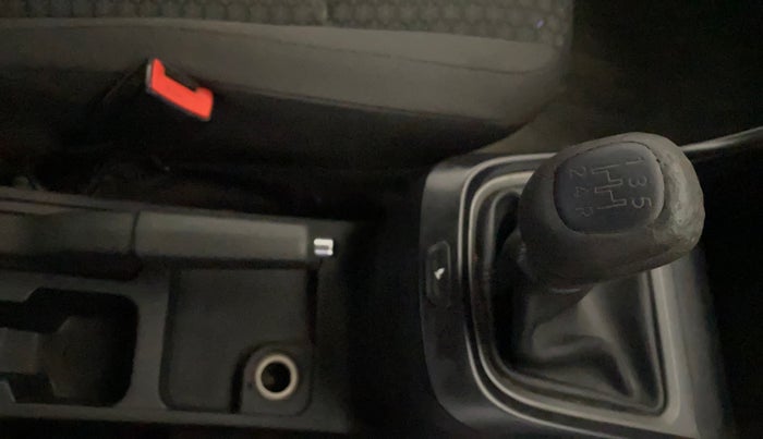 2022 Tata ALTROZ XE PETROL, Petrol, Manual, 74,298 km, Gear Lever