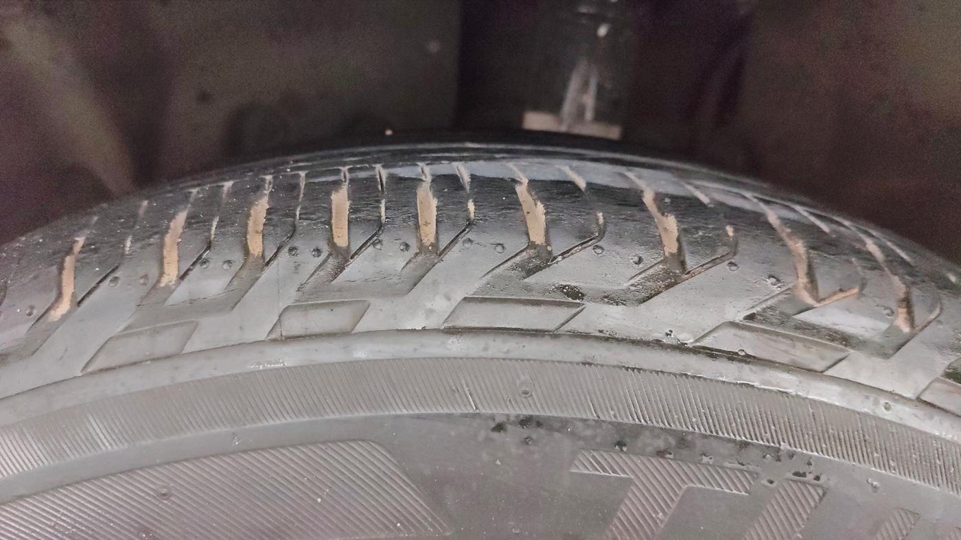 2013 Ford Ecosport TREND 1.5L PETROL, Petrol, Manual, 72,319 km, Left Front Tyre Tread