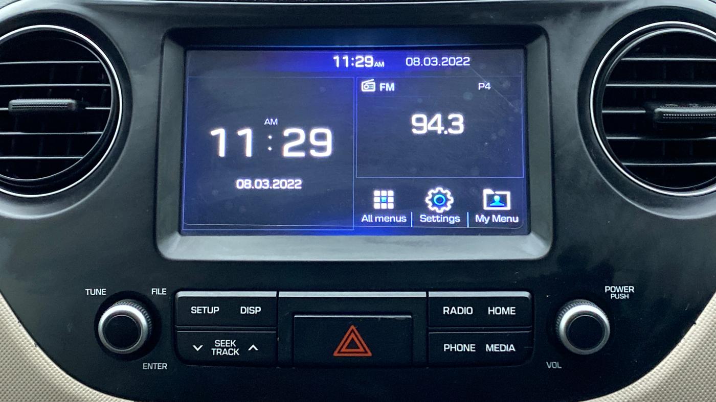2018 Hyundai Grand i10 ASTA 1.2 KAPPA VTVT, Petrol, Manual, 17,541 km, Infotainment System