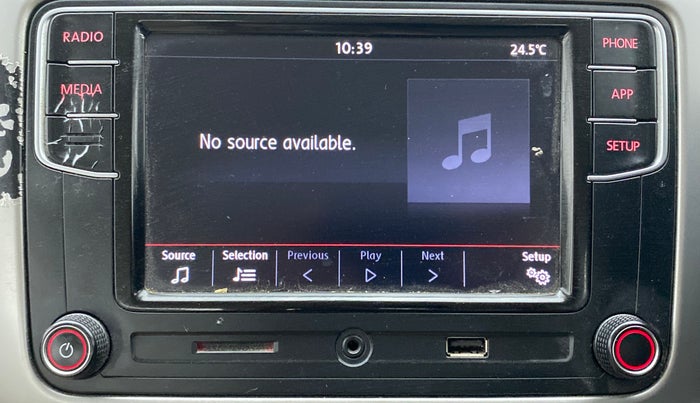 2017 Volkswagen Vento HIGHLINE 1.2 TSI AT, Petrol, Automatic, 86,330 km, Infotainment System