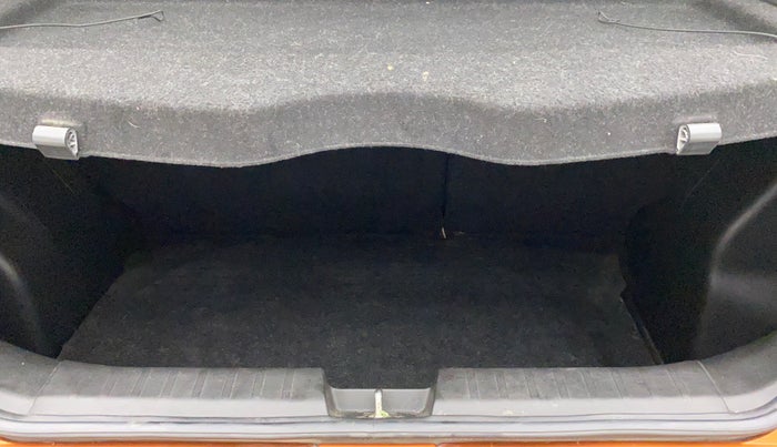2017 Maruti Baleno DELTA CVT PETROL 1.2, Petrol, Automatic, 27,008 km, Boot Inside