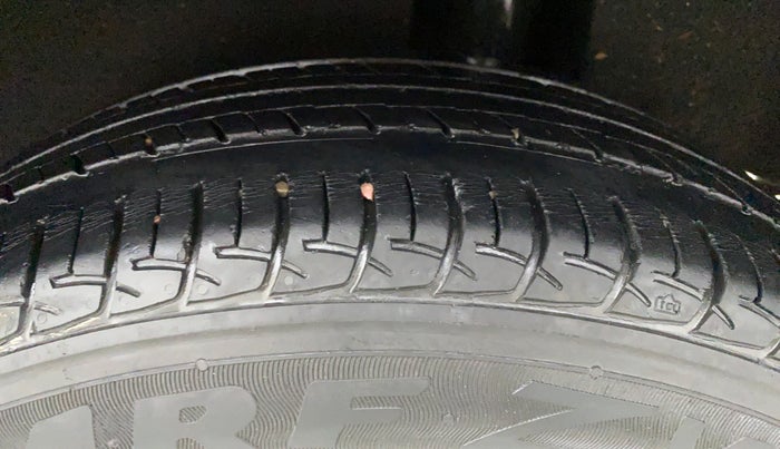 2017 Maruti Baleno DELTA CVT PETROL 1.2, Petrol, Automatic, 27,008 km, Left Rear Tyre Tread