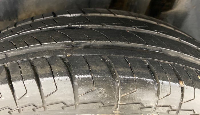 2021 Maruti Dzire VXI, Petrol, Manual, 7,848 km, Left Rear Tyre Tread