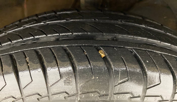 2021 Maruti Dzire VXI, Petrol, Manual, 7,848 km, Right Front Tyre Tread
