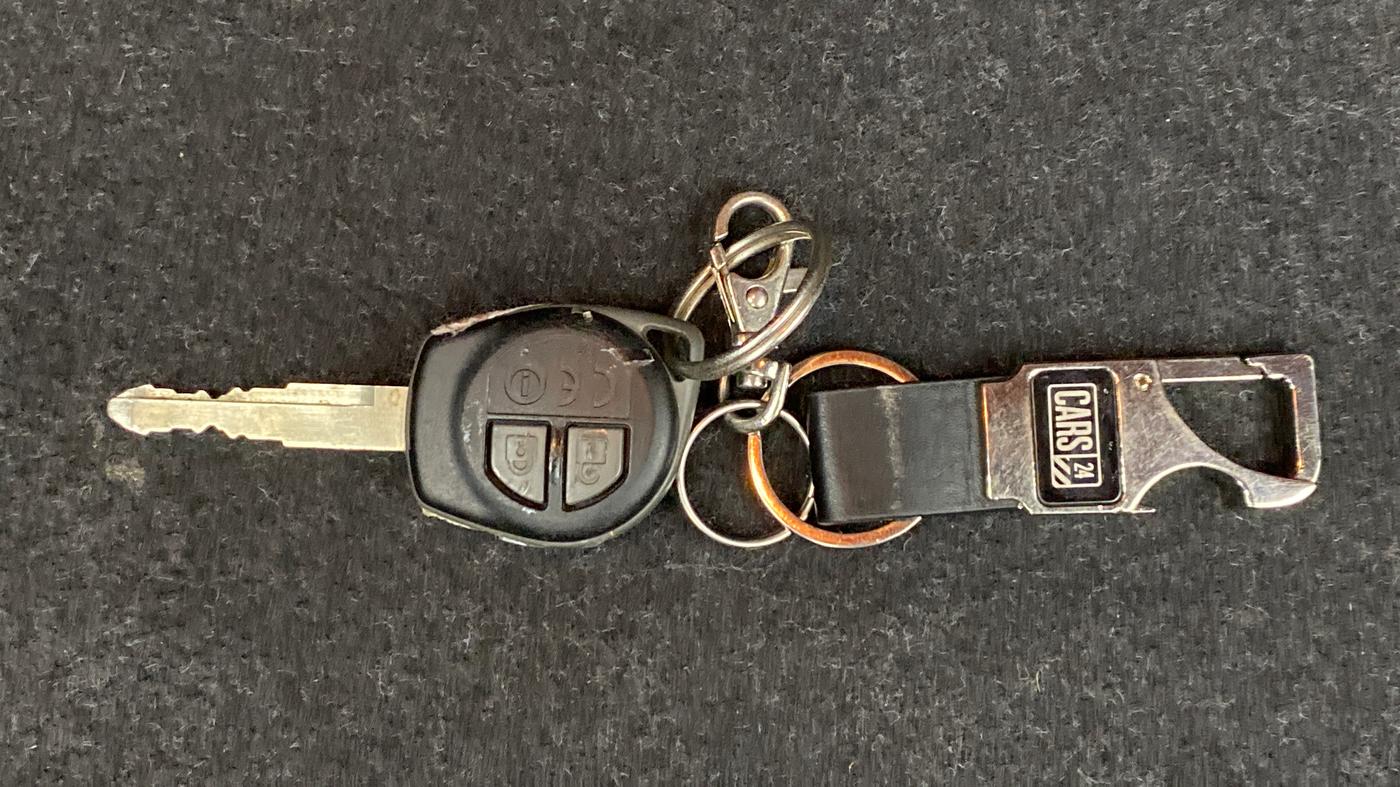 2021 Maruti Dzire VXI, Petrol, Manual, 7,848 km, Key Close Up