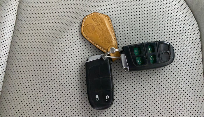 2017 Jeep Compass LIMITED 1.4 PETROL AT, Petrol, Automatic, 52,287 km, Key Close Up