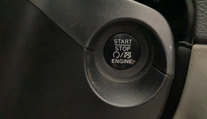 2017 Jeep Compass LIMITED 1.4 PETROL AT, Petrol, Automatic, 52,287 km, Keyless Start/ Stop Button