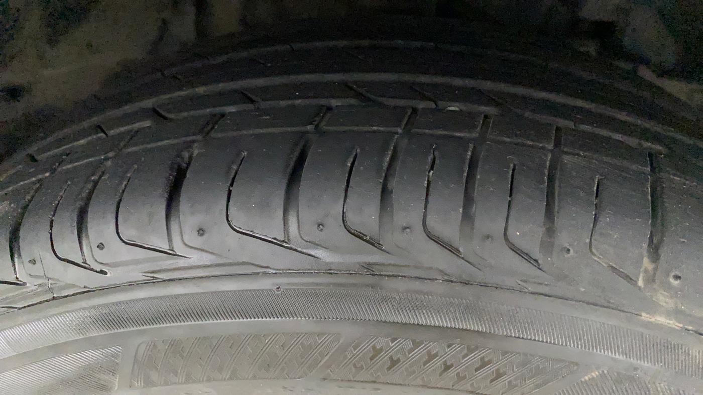 2021 Tata NEXON XZA PLUS (O) PETROL DARK EDITION, Petrol, Automatic, 20,886 km, Right Front Tyre Tread