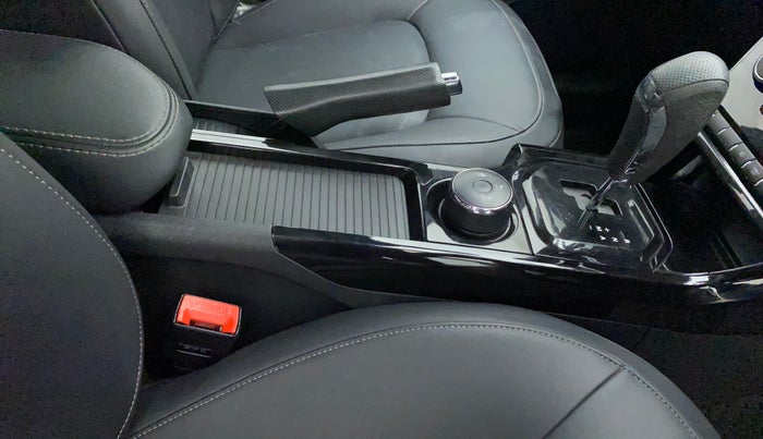 2021 Tata NEXON XZA PLUS (O) PETROL DARK EDITION, Petrol, Automatic, 20,886 km, Gear Lever