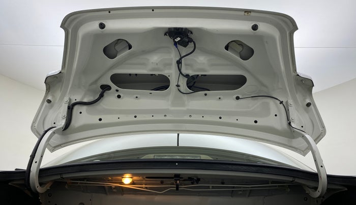 2018 Maruti Dzire VXI, Petrol, Manual, 27,307 km, Boot Door Open
