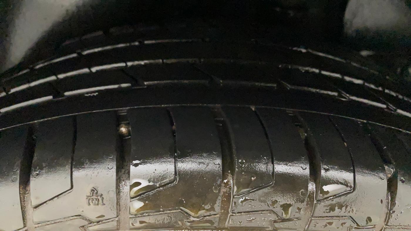2018 Hyundai Creta SX PLUS AT 1.6 PETROL, Petrol, Automatic, 94,512 km, Left Rear Tyre Tread