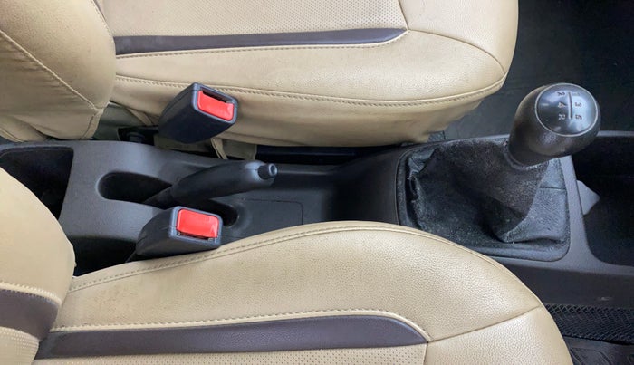 2018 Hyundai Eon MAGNA +, Petrol, Manual, 23,509 km, Gear Lever