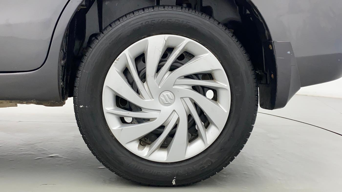 2013 Maruti Ertiga VXI, Petrol, Manual, 96,956 km, Left Rear Wheel