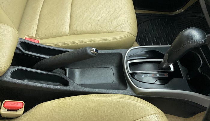 2018 Honda City VX CVT PETROL, Petrol, Automatic, 94,633 km, Gear Lever