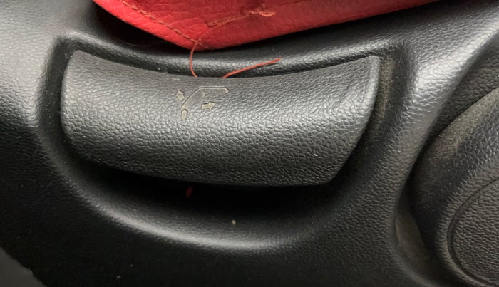 2016 Hyundai Creta SX PLUS 1.6 PETROL, Petrol, Manual, 40,923 km, Driver Side Adjustment Panel