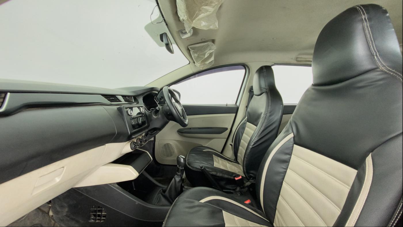 2021 Renault TRIBER 1.0 RXL PETROL, Petrol, Manual, 53,290 km, Right Side Front Door Cabin