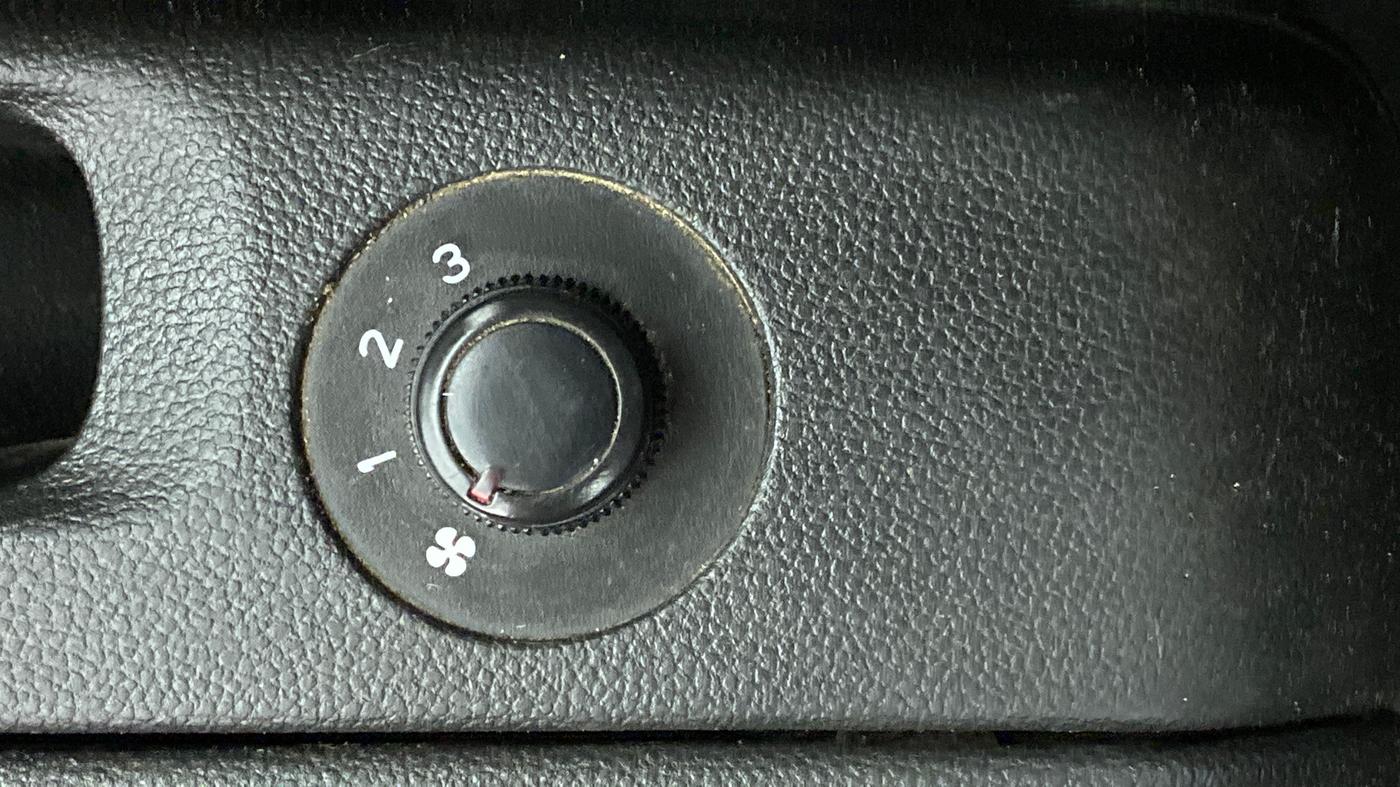 2021 Renault TRIBER 1.0 RXL PETROL, Petrol, Manual, 53,290 km, Rear AC Temperature Control