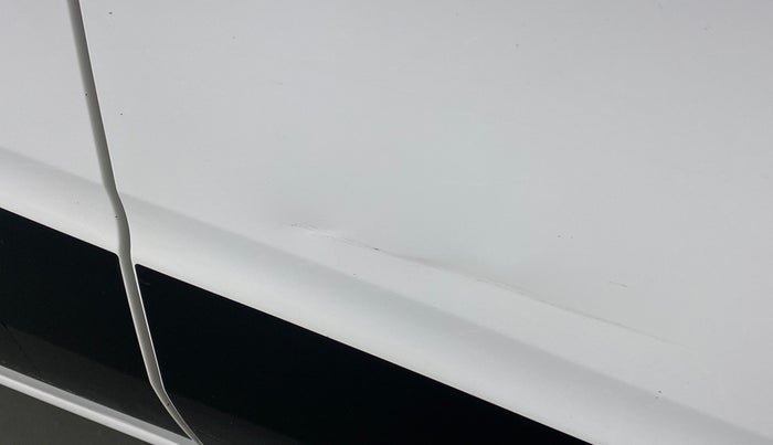 2021 Renault TRIBER 1.0 RXL PETROL, Petrol, Manual, 53,290 km, Driver-side door - Slightly dented