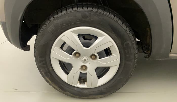 2017 Renault Kwid RXT 0.8, CNG, Manual, 64,465 km, Right Rear Wheel
