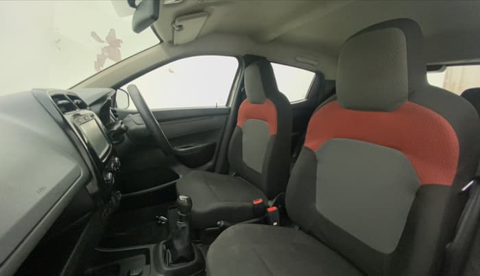 2017 Renault Kwid RXT 0.8, CNG, Manual, 64,465 km, Right Side Front Door Cabin