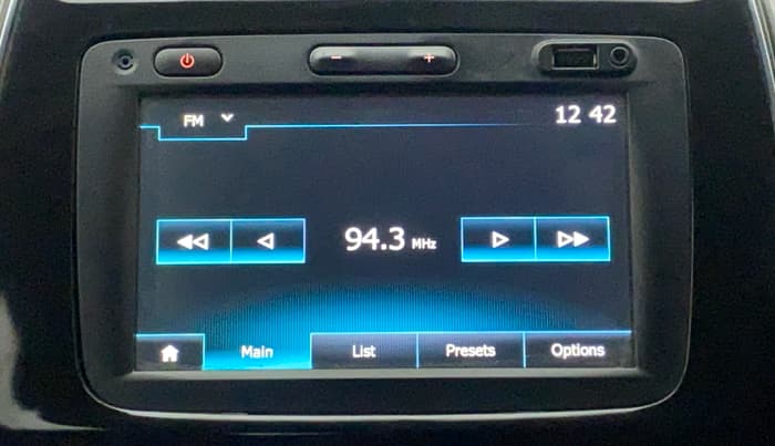 2017 Renault Kwid RXT 0.8, CNG, Manual, 64,465 km, Infotainment System