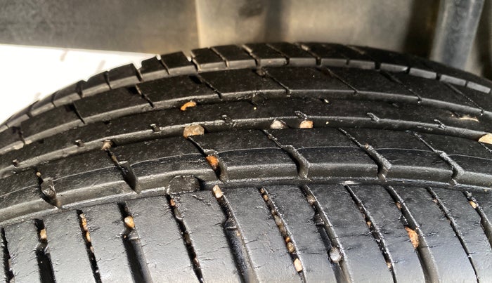 2019 Datsun Redi Go T(O) 1.0 AMT, Petrol, Automatic, 18,651 km, Right Rear Tyre Tread