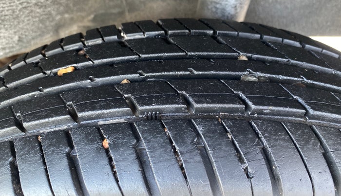 2019 Datsun Redi Go T(O) 1.0 AMT, Petrol, Automatic, 18,651 km, Left Rear Tyre Tread