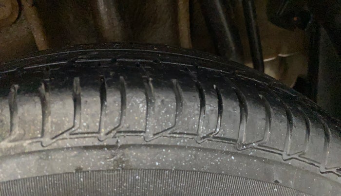 2018 Tata Tiago XM PETROL, Petrol, Manual, 38,194 km, Left Rear Tyre Tread
