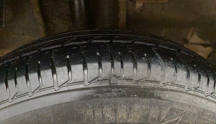 2018 Tata Tiago XM PETROL, Petrol, Manual, 38,194 km, Right Rear Tyre Tread