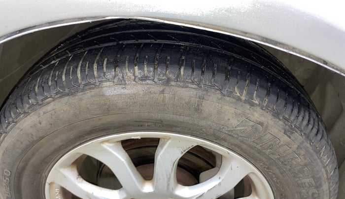 2013 Honda Amaze 1.2L I-VTEC VX, Petrol, Manual, 83,568 km, Right Front Tyre Tread