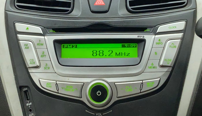 2013 Hyundai Eon MAGNA +, Petrol, Manual, 97,058 km, Infotainment System