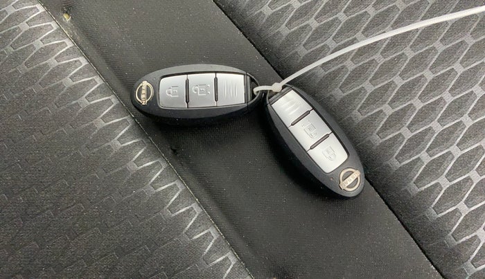 2022 Nissan MAGNITE XV MT, Petrol, Manual, 39,141 km, Key Close Up