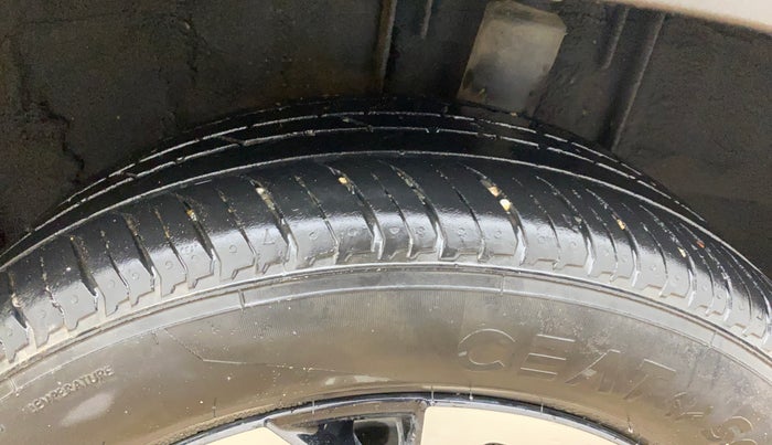 2022 Nissan MAGNITE XV MT, Petrol, Manual, 39,141 km, Left Rear Tyre Tread