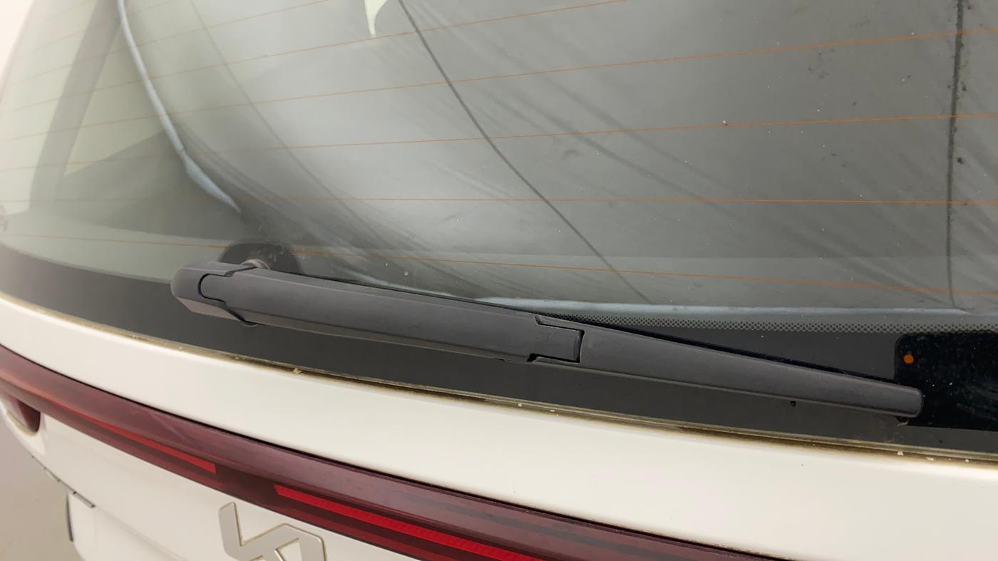 2021 KIA SONET GTX PLUS 1.5 AT DUAL TONE, Diesel, Automatic, 45,910 km, Rear Wiper