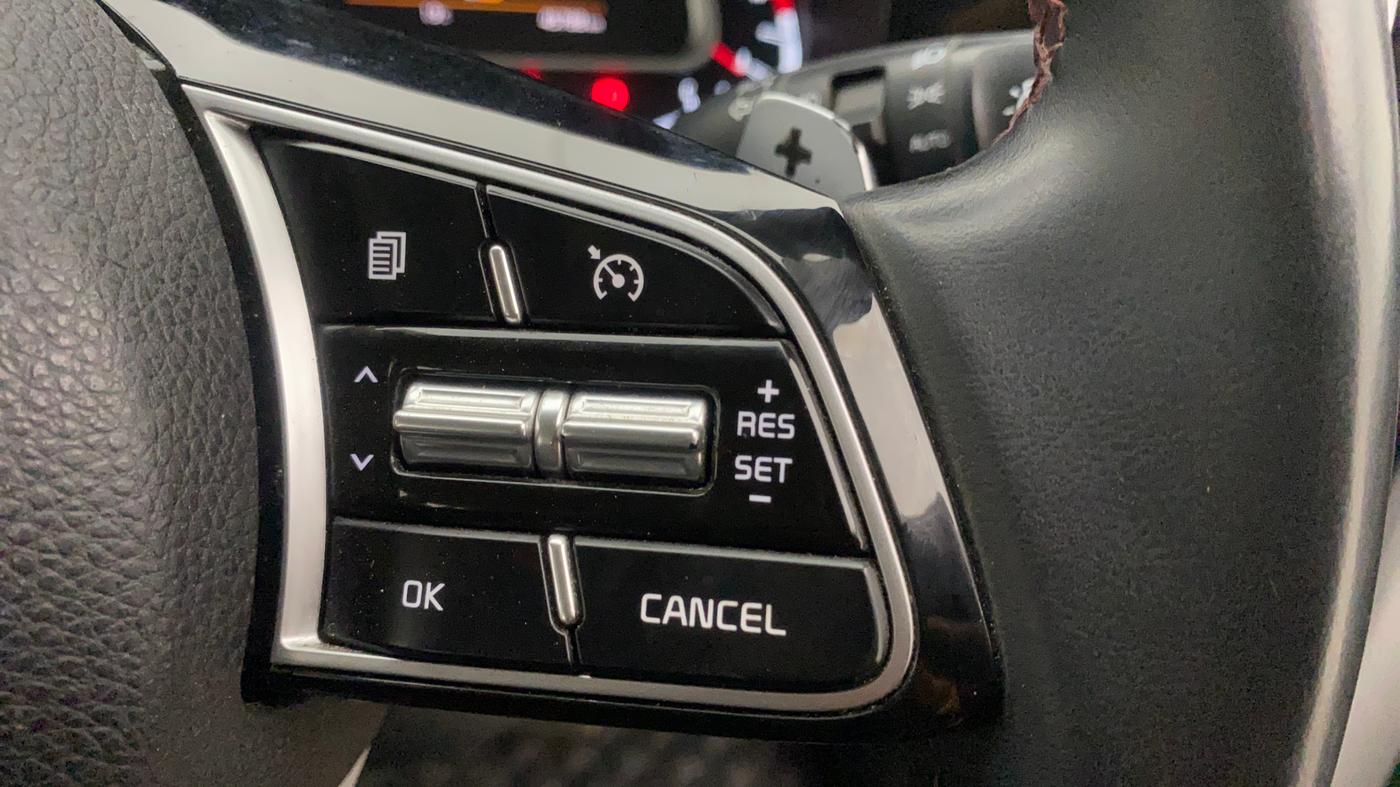 2021 KIA SONET GTX PLUS 1.5 AT DUAL TONE, Diesel, Automatic, 45,910 km, Adaptive Cruise Control