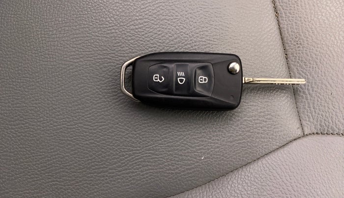 2021 Tata Tiago XT PETROL, Petrol, Manual, 96,637 km, Key Close Up