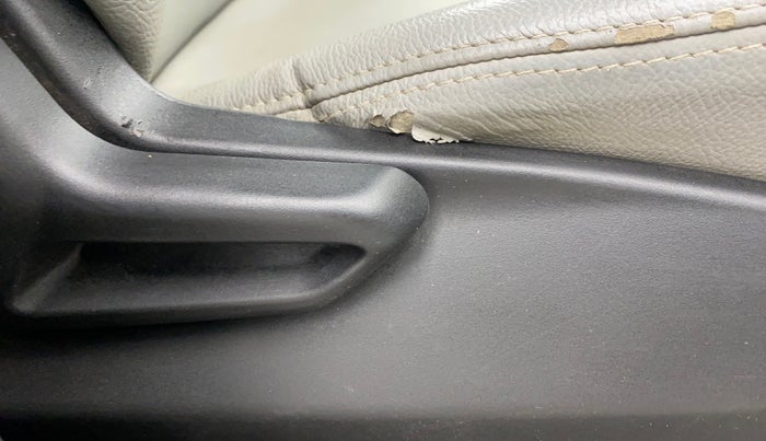2021 Tata Tiago XT PETROL, Petrol, Manual, 96,637 km, Driver Side Adjustment Panel