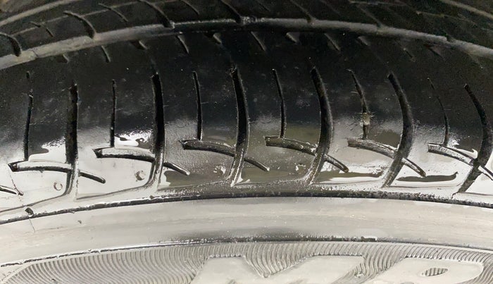 2021 Tata Tiago XT PETROL, Petrol, Manual, 96,637 km, Left Front Tyre Tread