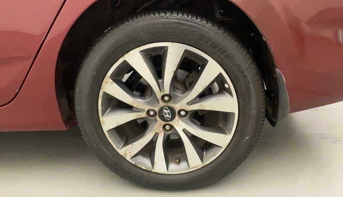 2014 Hyundai Verna FLUIDIC 1.6 CRDI SX AT, Diesel, Automatic, 54,858 km, Left Rear Wheel