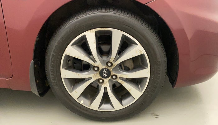 2014 Hyundai Verna FLUIDIC 1.6 CRDI SX AT, Diesel, Automatic, 54,858 km, Right Front Wheel