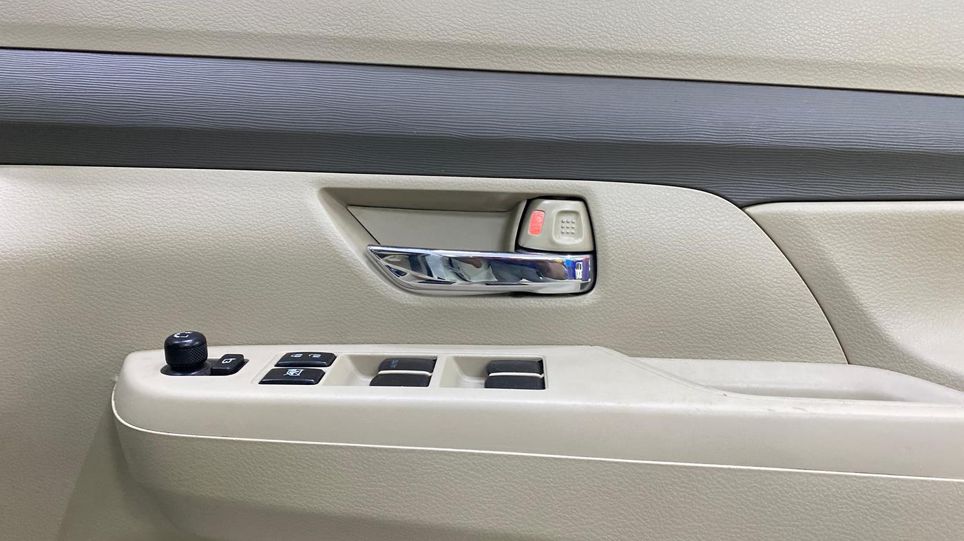 2024 Toyota RUMION  S AT, Petrol, Automatic, 12,667 km, Driver Side Door Panels Control